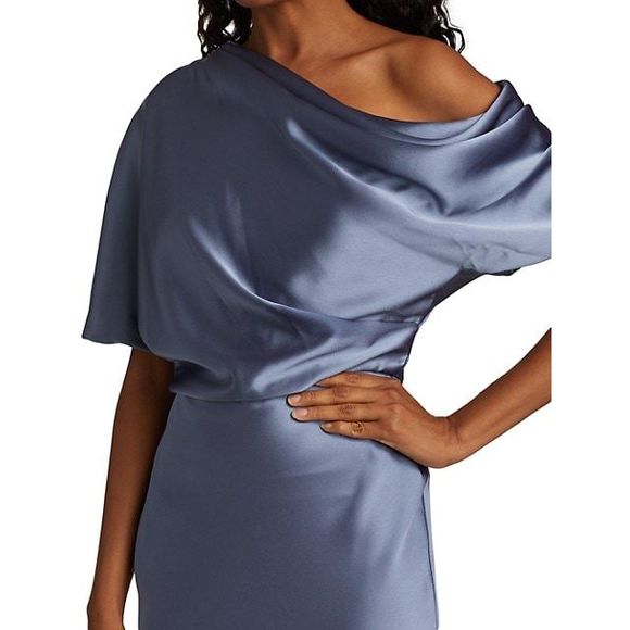 Amsale
Satin One-Shoulder Gown - Picture 4 of 11